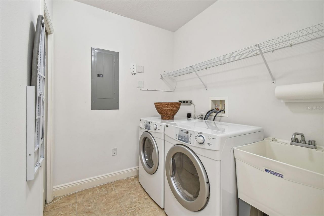 17717 Gulf Boulevard, Unit 601, Redington Shores, FL 33708 Photo