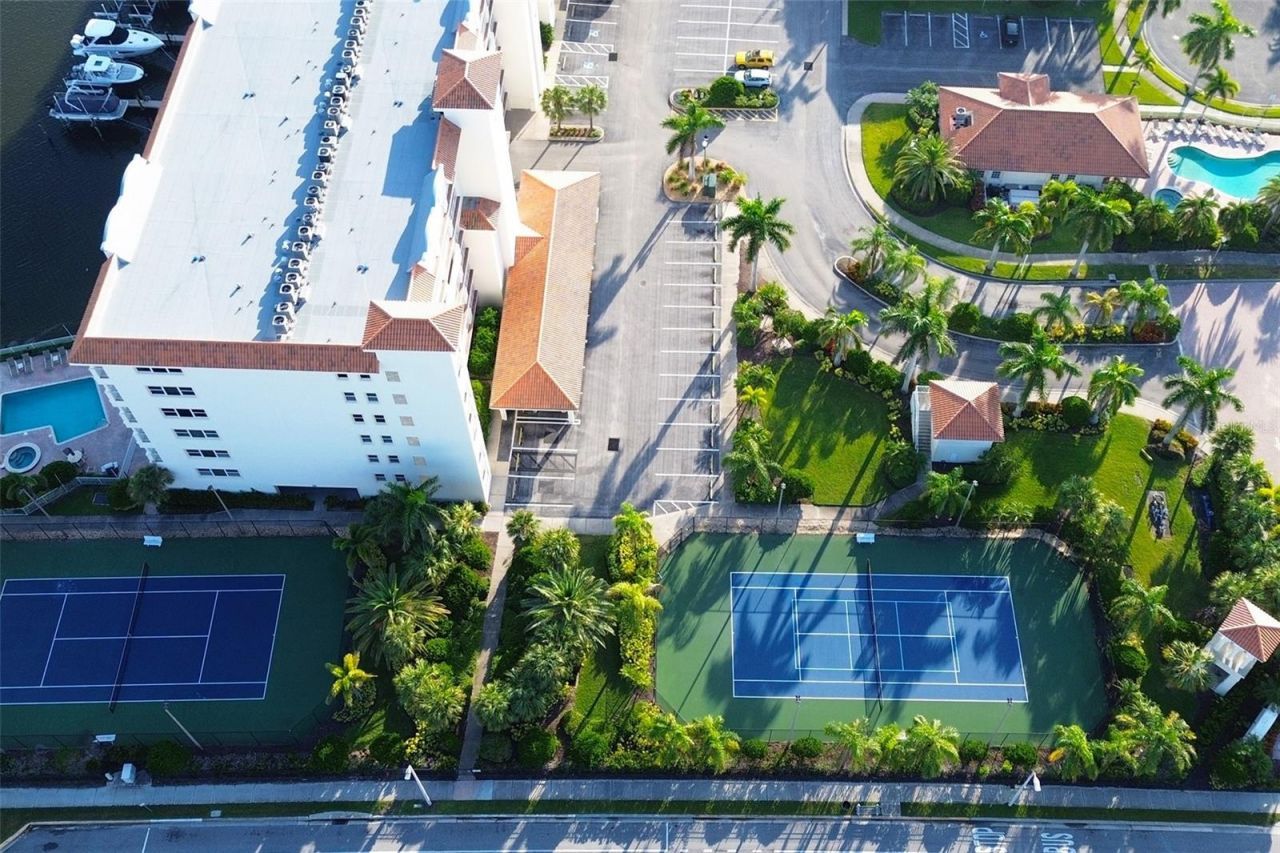 17717 Gulf Boulevard, Unit 601, Redington Shores, FL 33708 Photo