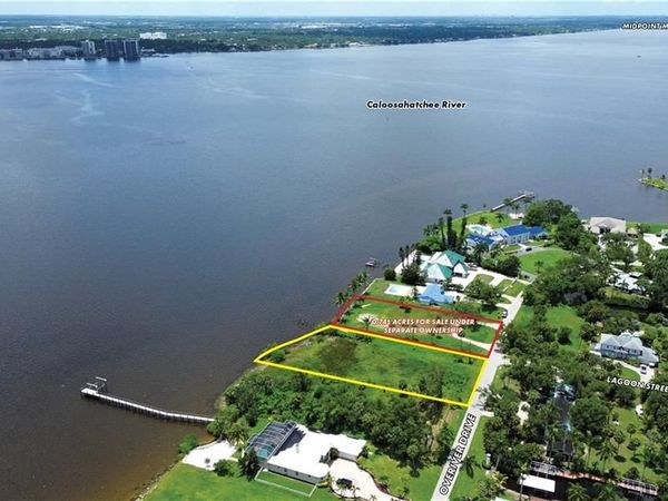 740 Overiver DR, NORTH FORT MYERS, FL 33903