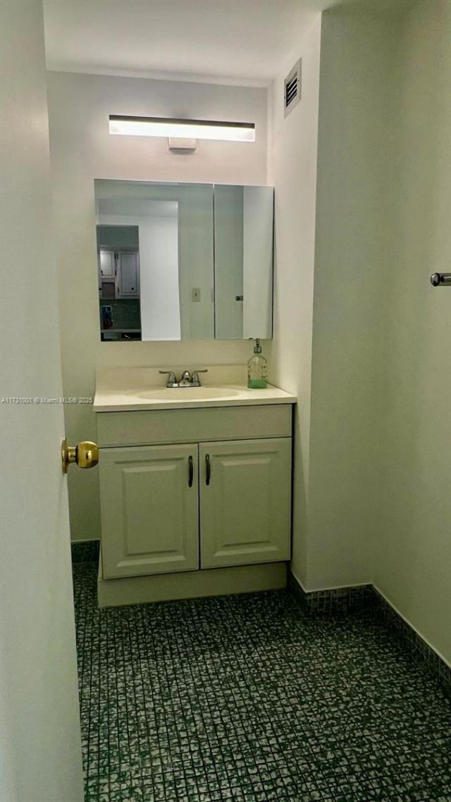 18031 Biscayne Blvd, Unit 1103, Aventura, FL 33160 Photo