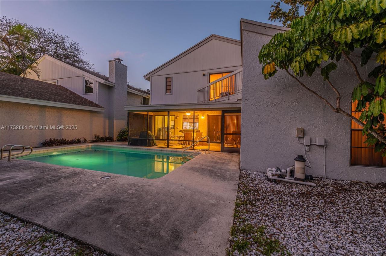 36 Eastmont Rd, Hollywood, FL 33021 Photo