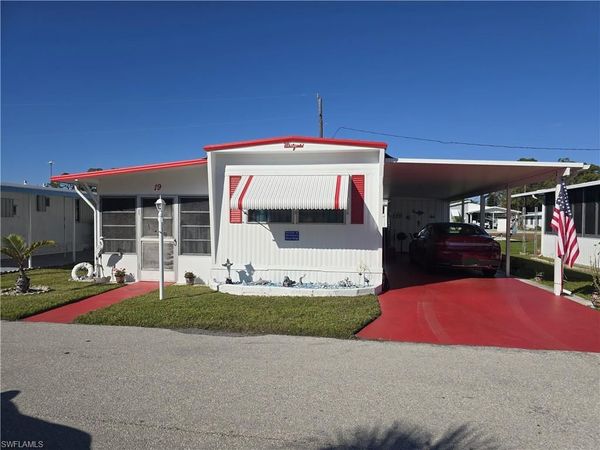 19 Moorhead MNR, NAPLES, FL 34112