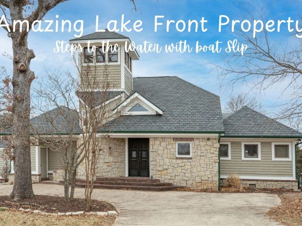 458 Tina Street, Hollister, MO 65672