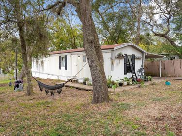 2109 HIALEAH AVENUE, LEESBURG, FL 34748