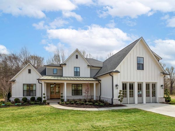 225 BIBURY LN, Eads, TN 38028