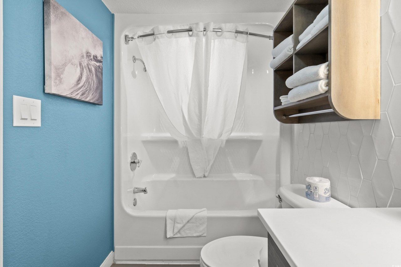 2004 N Ocean Blvd. Photo 26