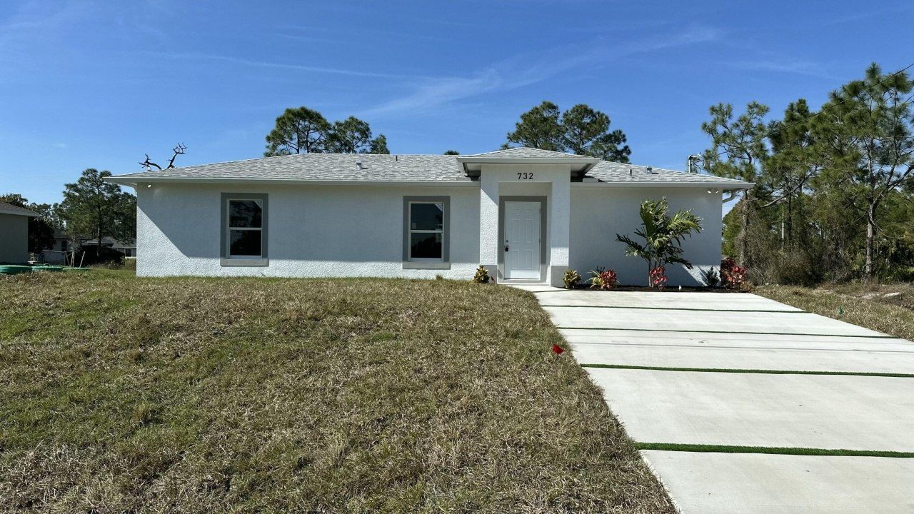 732 Burns Avenue S, Lehigh Acres, FL 33974 Photo