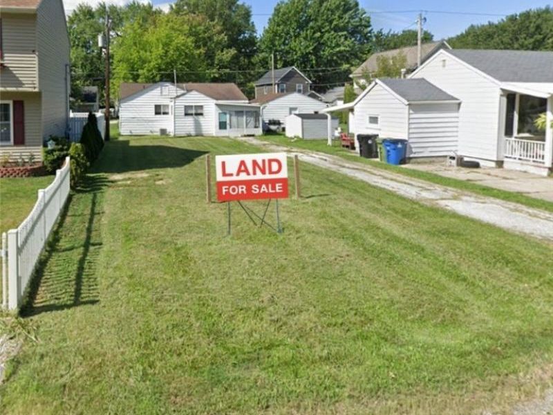 33862 Beachpark Drive, Eastlake, OH 44095 Photo 1