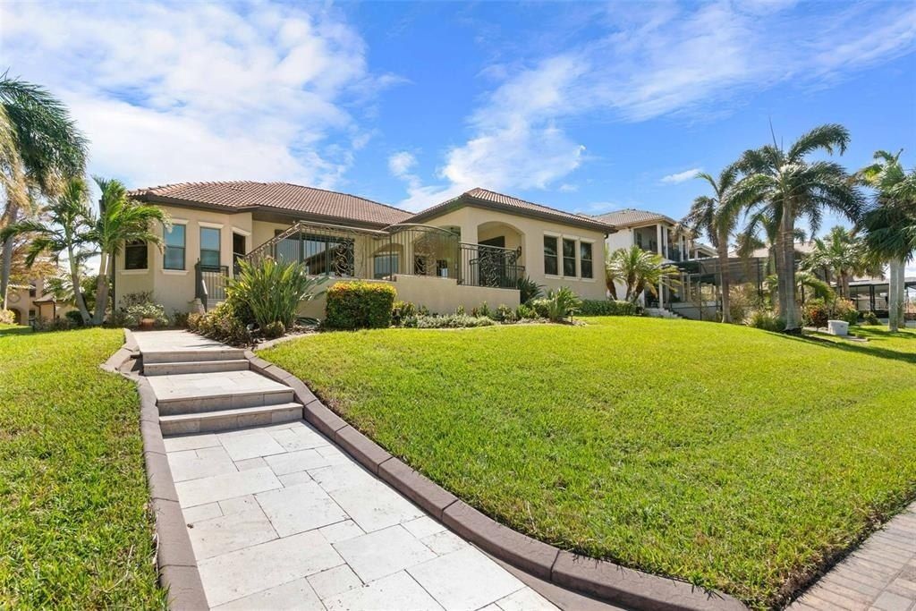 4110 Commodore Boulevard, Cortez, FL 34215 Photo