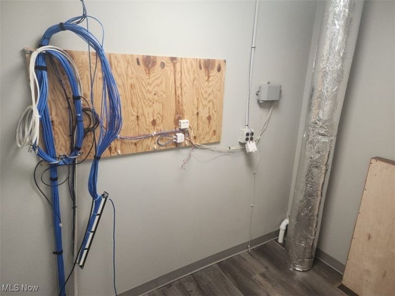 202 E 3rd Street, Uhrichsville, OH 44683 Photo 12