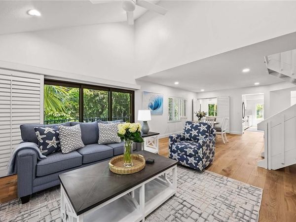 375 8th AVE S, Unit D, NAPLES, FL 34102