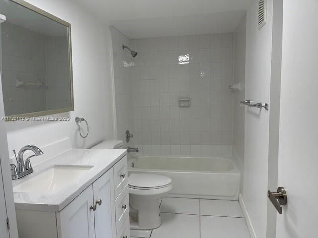 301 Racquet Club Rd, Unit 201, Weston, FL 33326 Photo