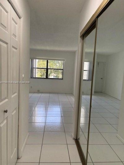 301 Racquet Club Rd, Unit 201, Weston, FL 33326 Photo