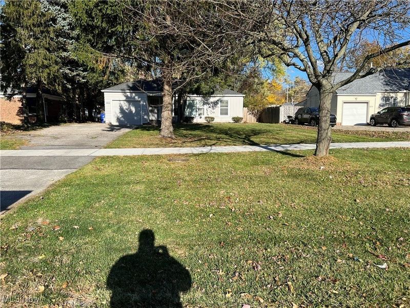 S Belvoir Boulevard, South Euclid, OH 44121 Photo 1