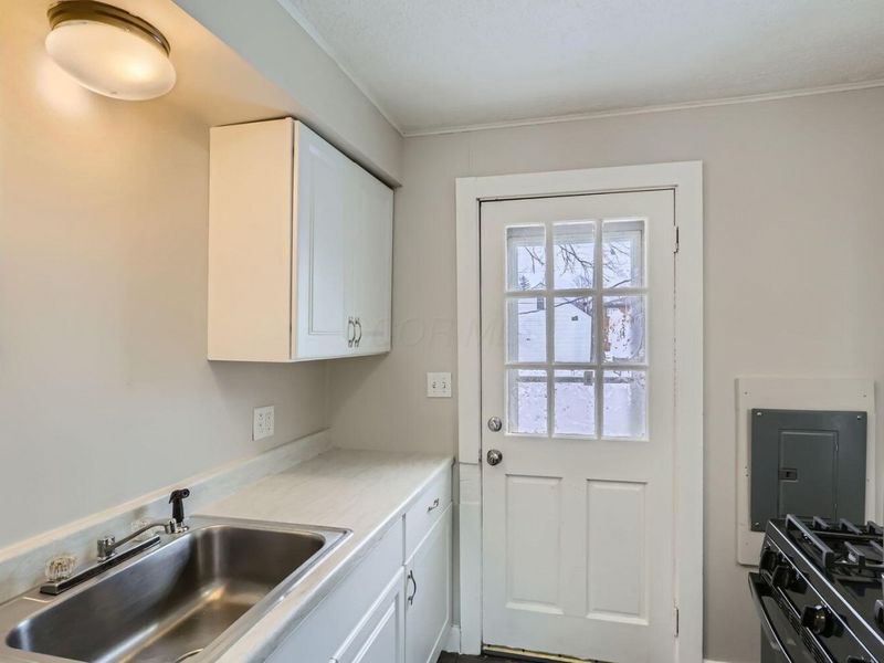 2950 Grasmere Avenue, Columbus, OH 43224 Photo 5