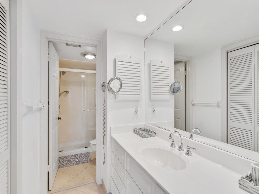 300 Harbour Drive, Unit 308E, Vero Beach, FL 32963 Photo