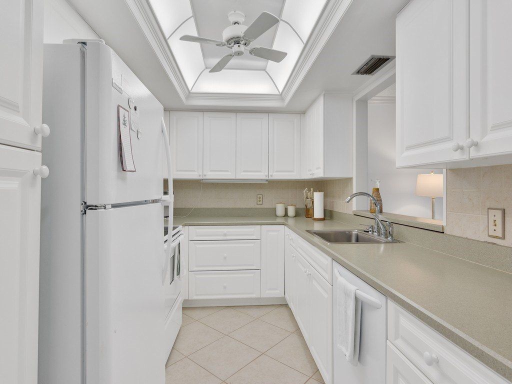 300 Harbour Drive, Unit 308E, Vero Beach, FL 32963 Photo