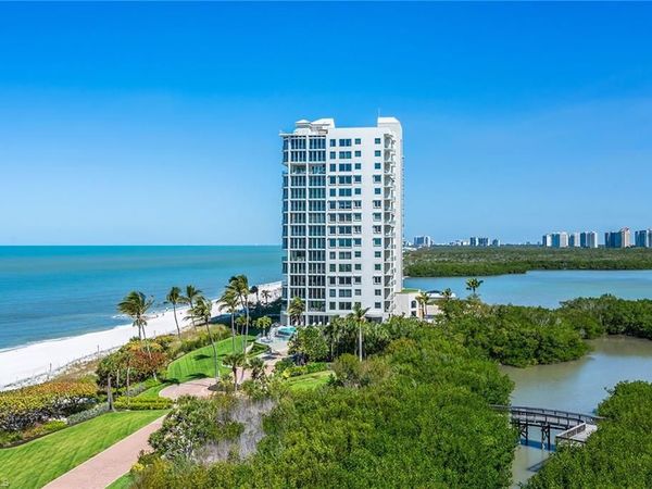 10 Seagate DR, Unit 6N, NAPLES, FL 34103