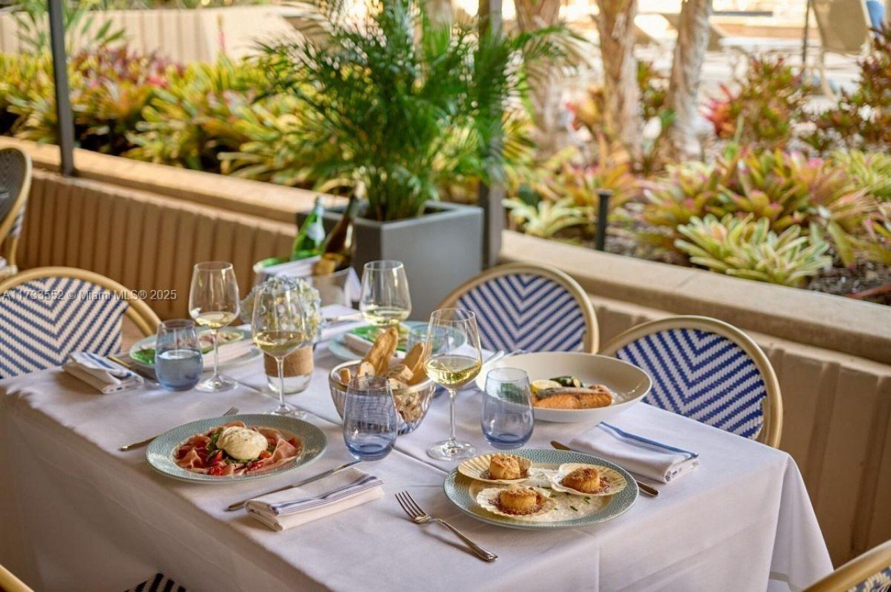 1121 Crandon Blvd, Unit E904, Key Biscayne, FL 33149 Photo