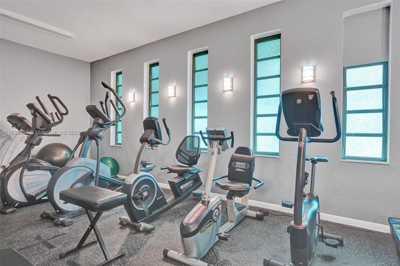 5171 W Oakland Park Blvd, Unit 311, Lauderdale Lakes, FL 33313 Photo