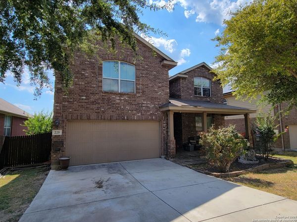 225 KENSINGTON DR, Cibolo, TX 78108