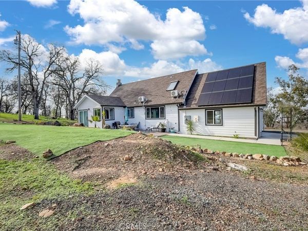 211 Sunny Hills Road, Bangor, CA 95901