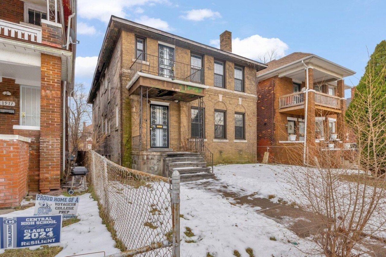 1983 Clairmount Avenue, Detroit, MI 48206 Main Photo