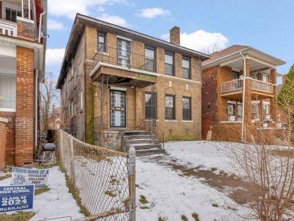 1983 Clairmount Avenue, Detroit, MI 48206