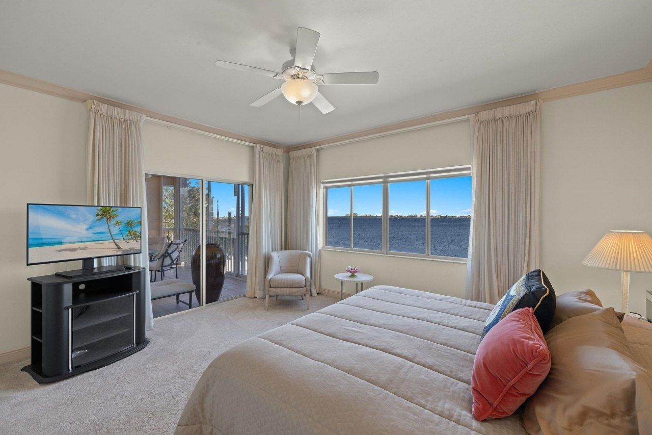 14811 Laguna Dr, Unit 101, Fort Myers, FL 33908 Photo