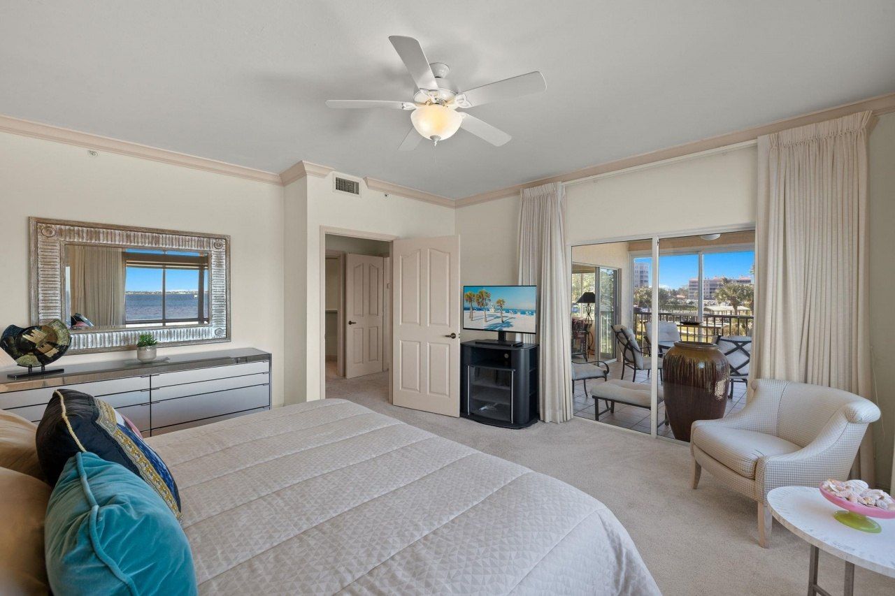 14811 Laguna Dr, Unit 101, Fort Myers, FL 33908 Photo