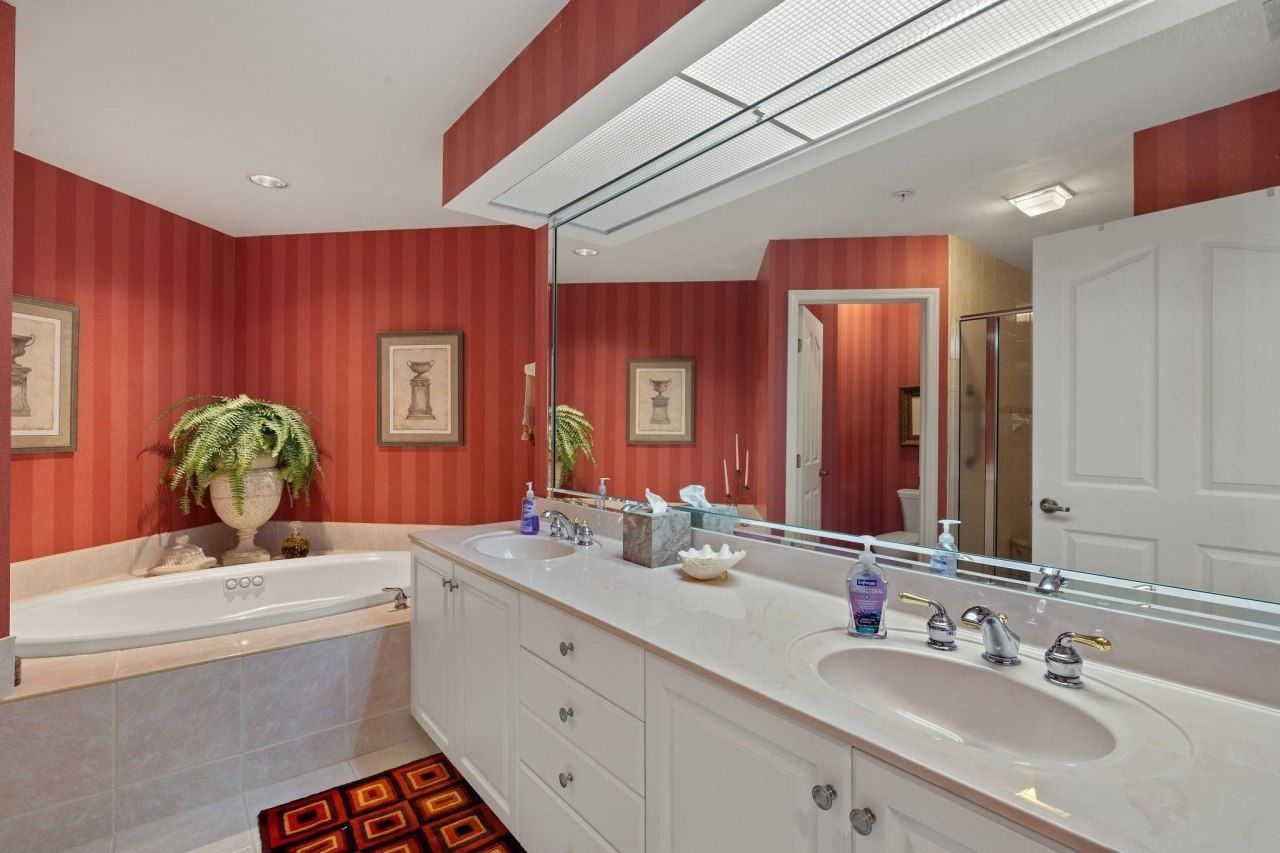 14811 Laguna Dr, Unit 101, Fort Myers, FL 33908 Photo
