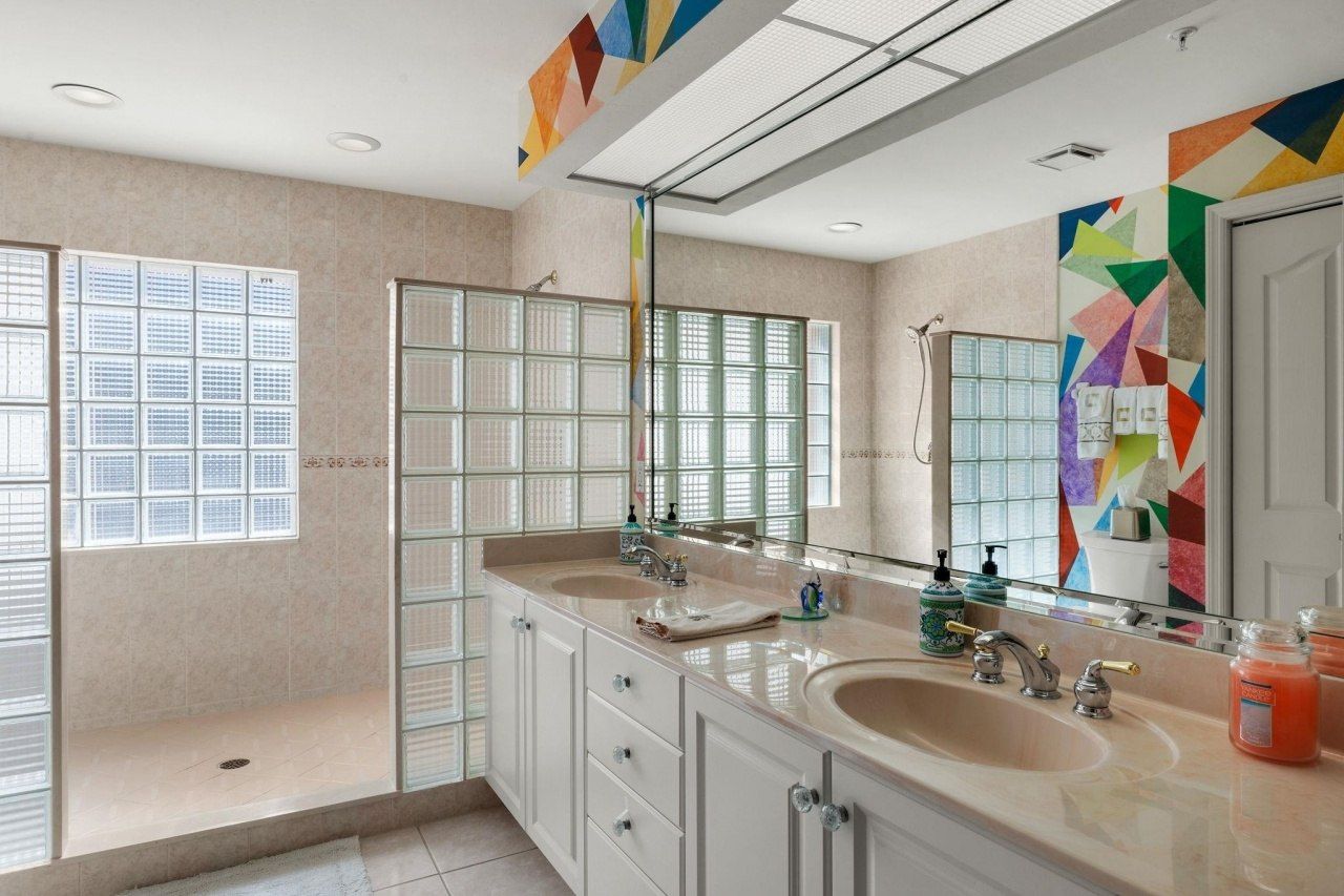 14811 Laguna Dr, Unit 101, Fort Myers, FL 33908 Photo
