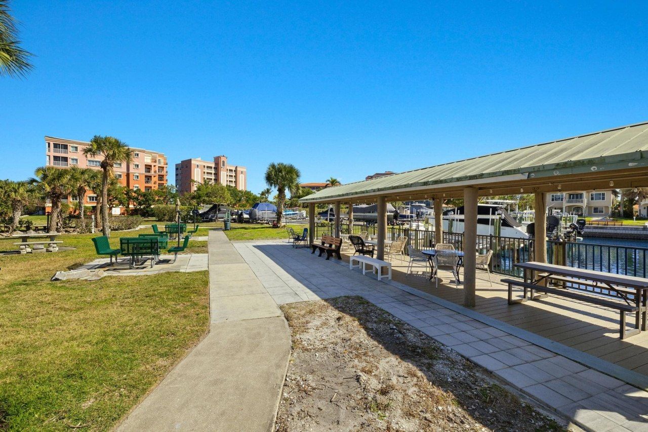 14811 Laguna Dr, Unit 101, Fort Myers, FL 33908 Photo