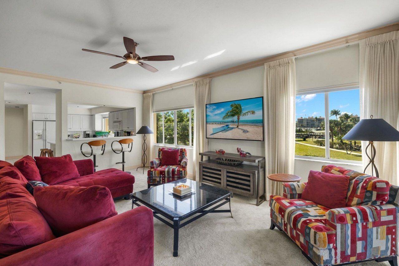 14811 Laguna Dr, Unit 101, Fort Myers, FL 33908 Photo
