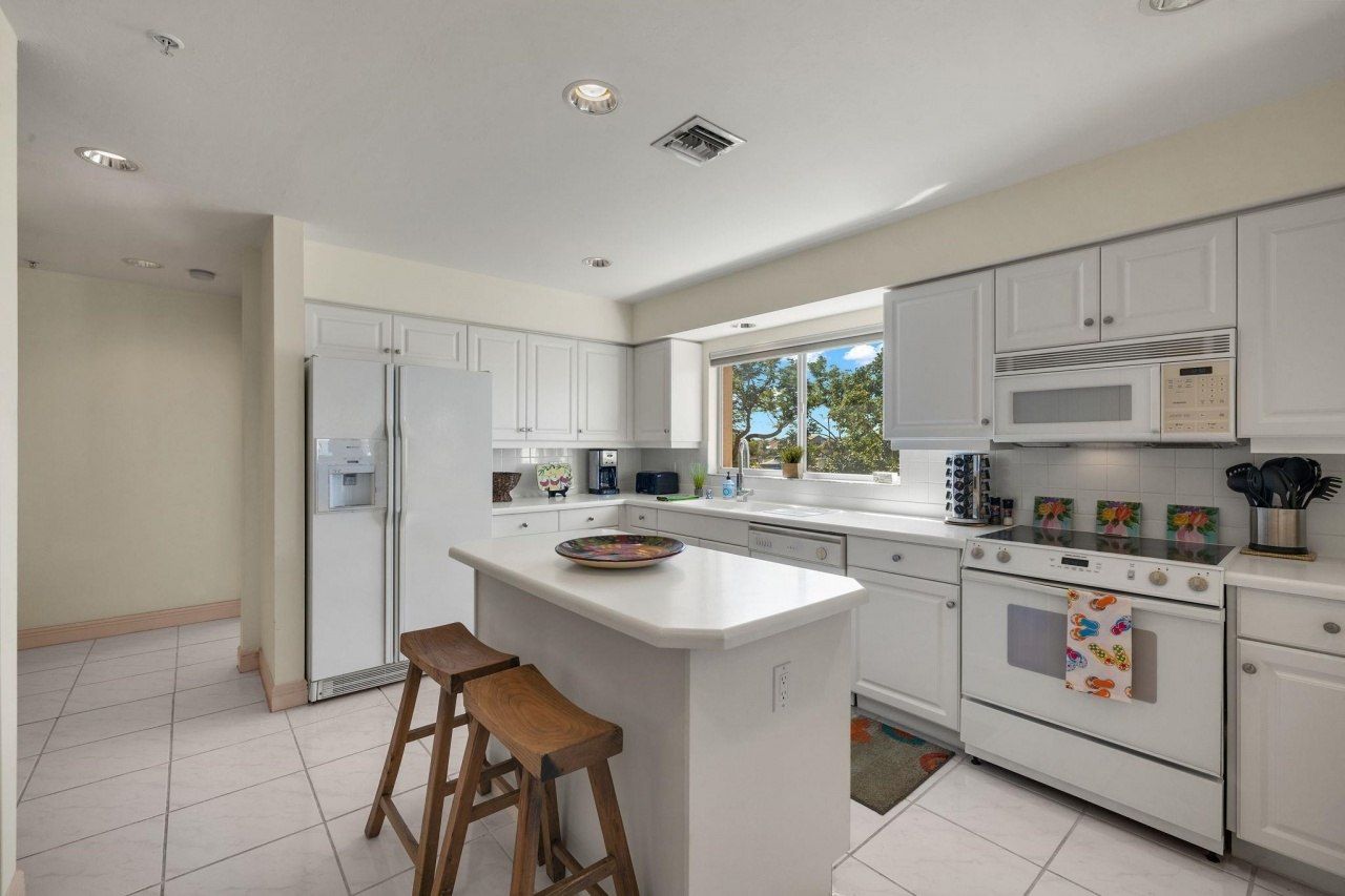 14811 Laguna Dr, Unit 101, Fort Myers, FL 33908 Photo