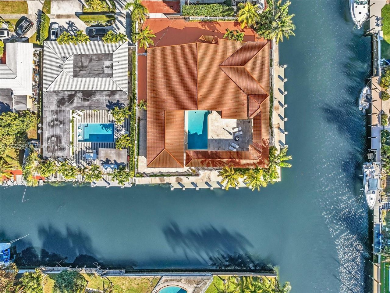 12904 Banyan Rd, North Miami, FL 33181 Photo