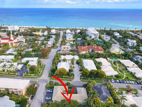 100 Venetian Drive, Unit 3, Delray Beach, FL 33483