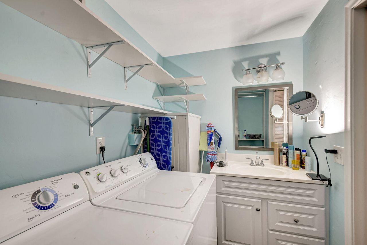 100 Venetian Drive, Unit 3, Delray Beach, FL 33483 Photo