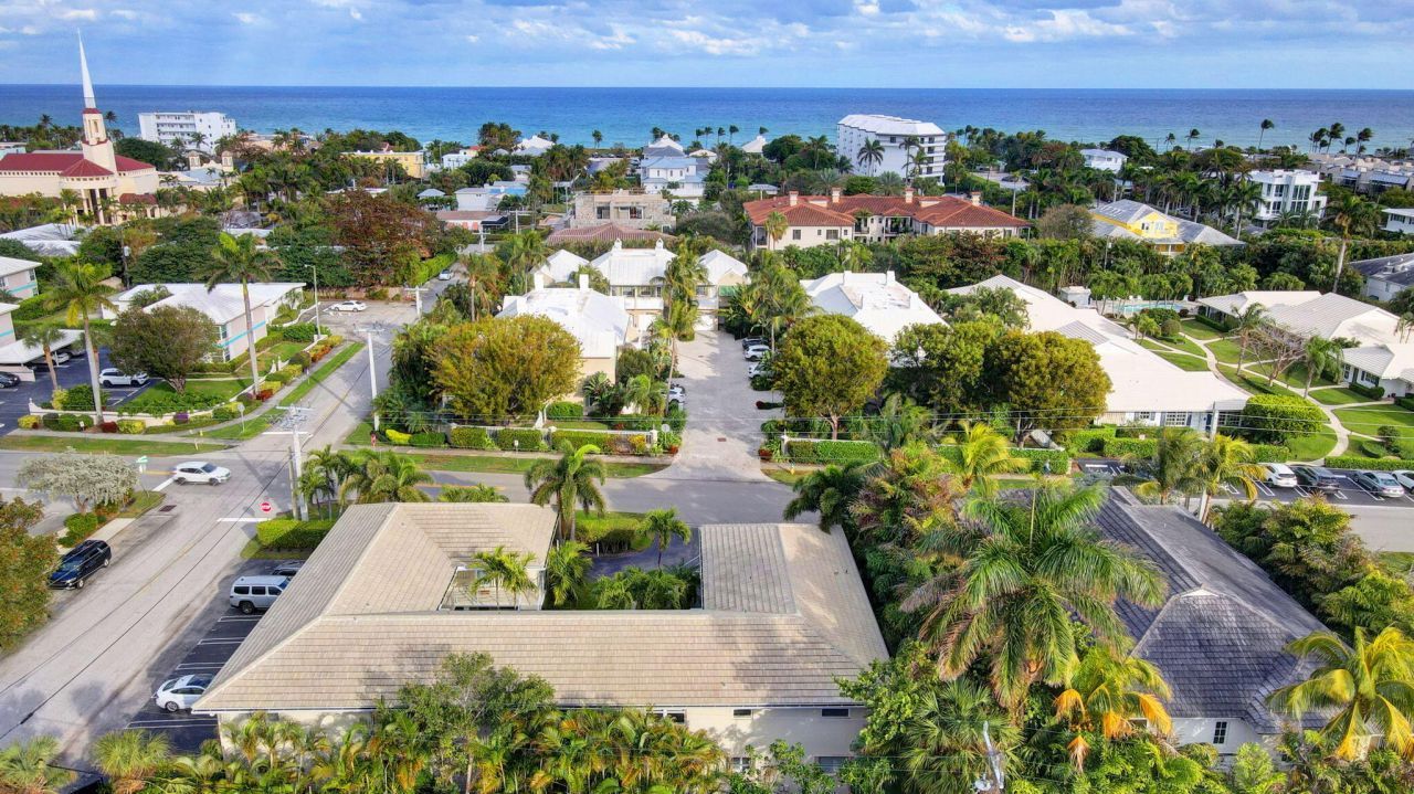 100 Venetian Drive, Unit 3, Delray Beach, FL 33483 Photo