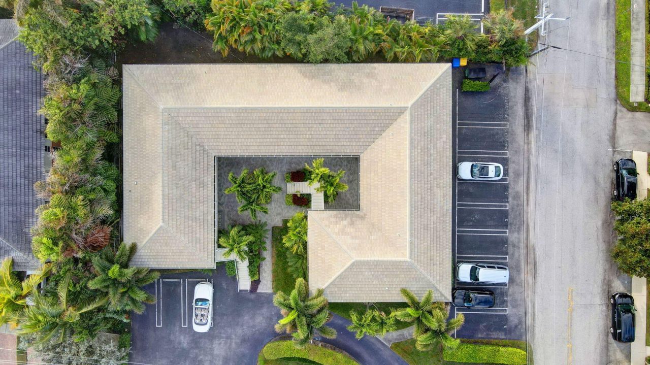 100 Venetian Drive, Unit 3, Delray Beach, FL 33483 Photo