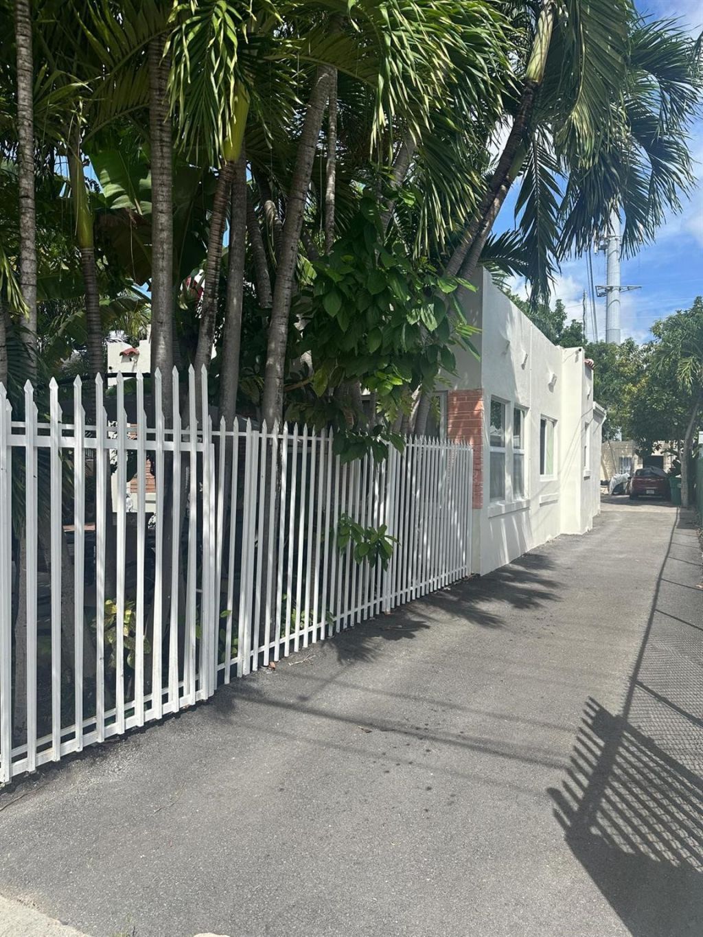 675 NW 34th Street, Miami, FL 33127 Photo