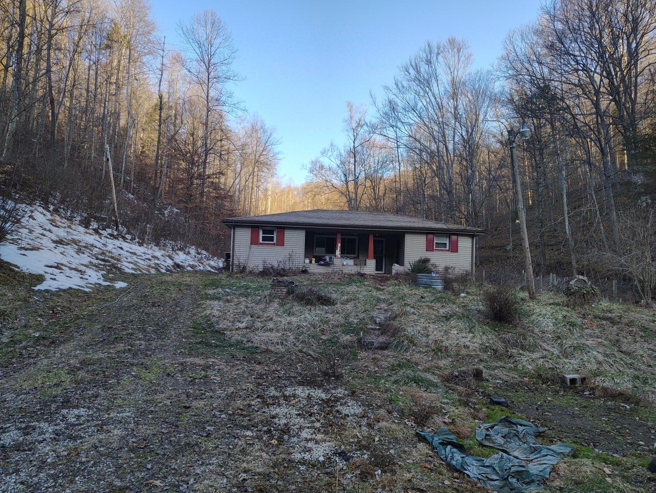 815 Highway 3446, Mc Kee, KY 40447 Main Photo