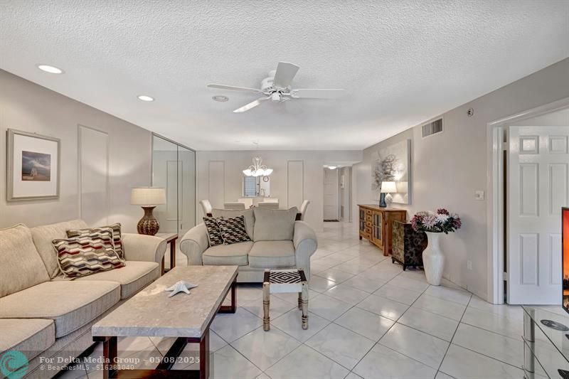 4270 NW 40th Street, Unit 302, Lauderdale Lakes, FL 33319 Photo