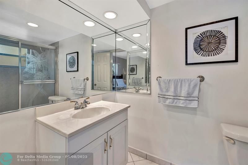 4270 NW 40th Street, Unit 302, Lauderdale Lakes, FL 33319 Photo