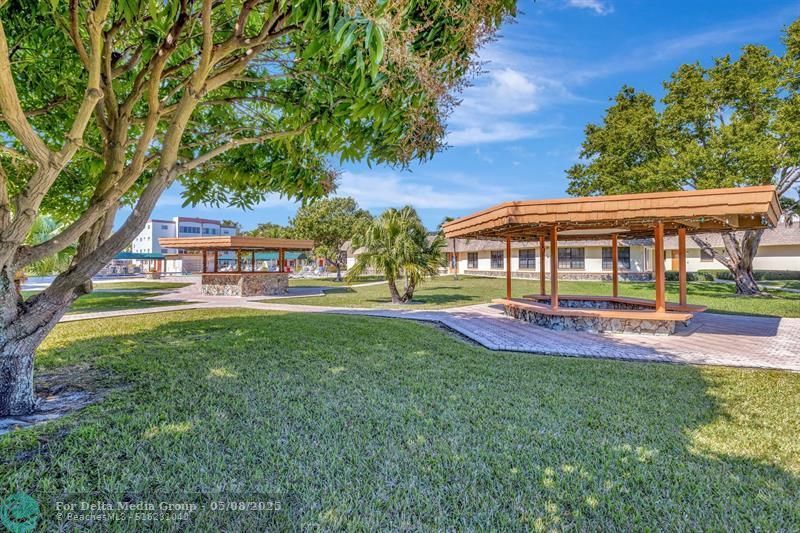 4270 NW 40th Street, Unit 302, Lauderdale Lakes, FL 33319 Photo