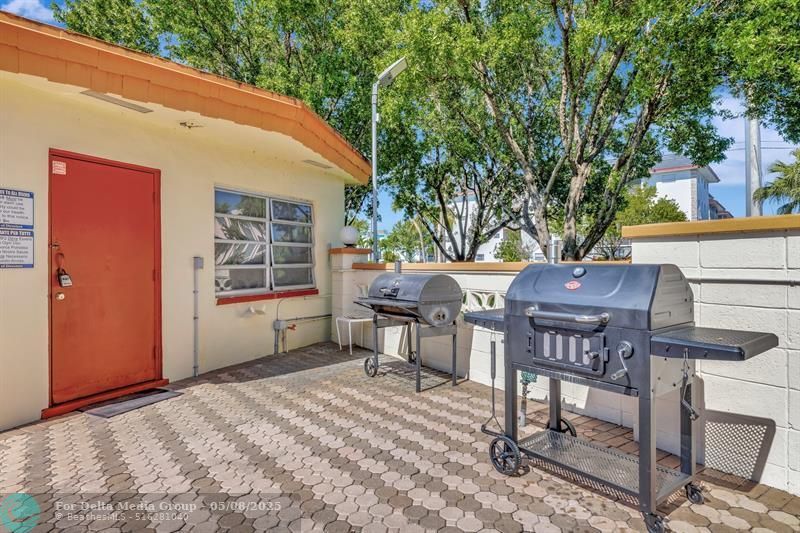 4270 NW 40th Street, Unit 302, Lauderdale Lakes, FL 33319 Photo