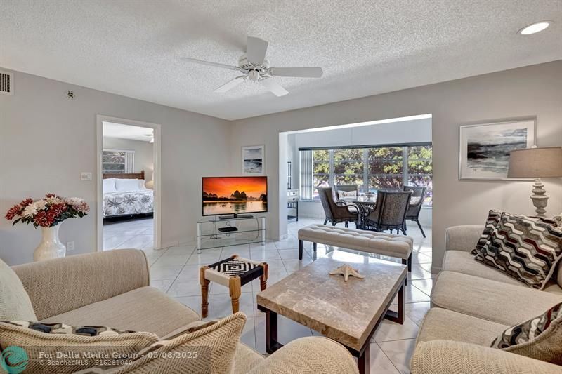 4270 NW 40th Street, Unit 302, Lauderdale Lakes, FL 33319 Photo