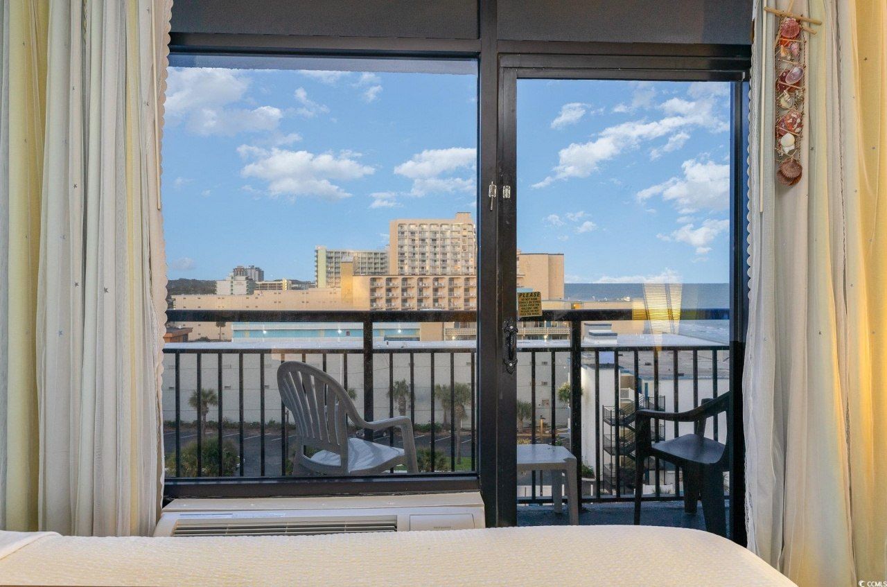 1501 S Ocean Blvd. Photo 20