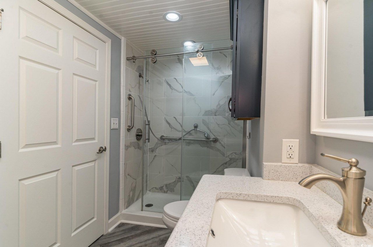 2501 S Ocean Blvd. Photo 16