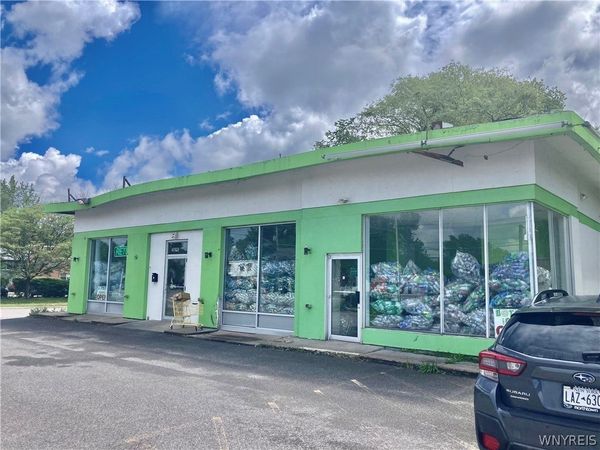 2695 Niagara Falls Boulevard, Buffalo, NY 14228